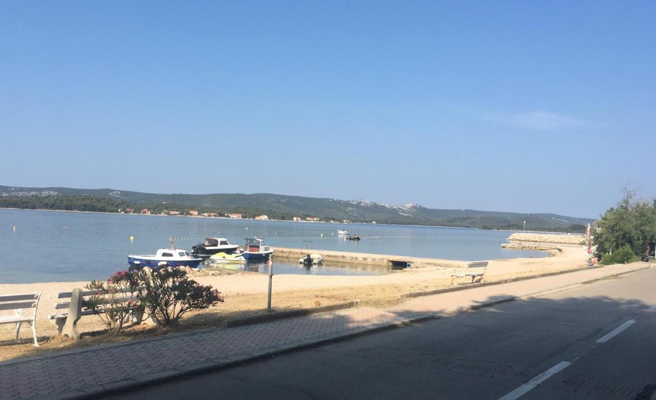 Apartman Nena Turanj Exterior foto