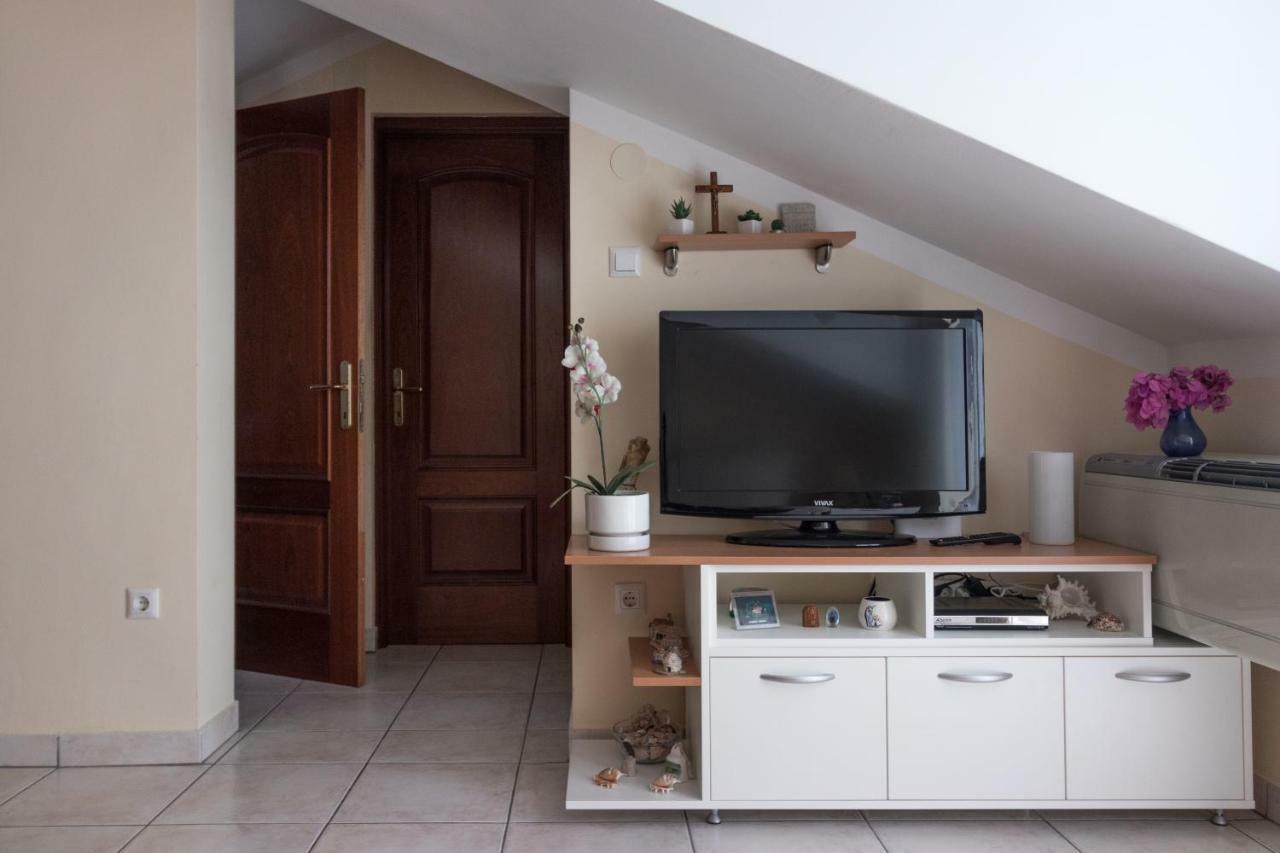 Apartman Nena Turanj Exterior foto